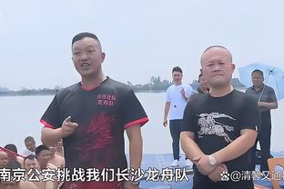 鲁梅尼格宣布辞去欧足联执委职务，切费林：我们永远需要你的智慧